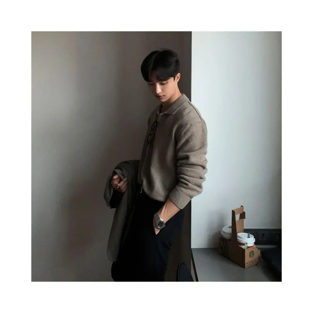 Korean style men s loose fitting solid color collared knit polo shirt for autumn winter 2024 image 3