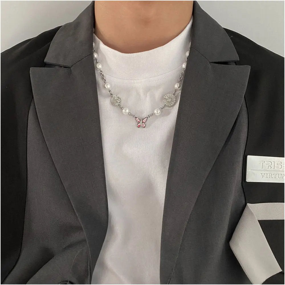 Carmen 2021 new butterfly pearl patchwork necklace female Instagram niche design internet celebrity personality collarbone chain male image 4