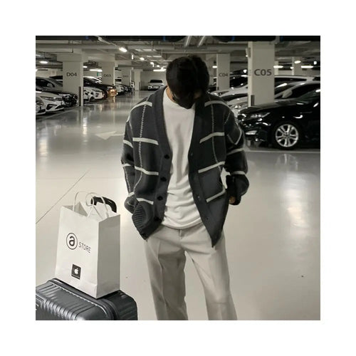 Bishe 2025 Spring and Autumn New Trendy Cardigan Men s Korean Edition British Checkered Stripe Sweater Men s V neck Sweater image 5