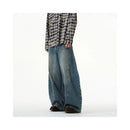 Oulang s store features American retro curved knife pants for men with a niche design wide legs loose fit and handsome jeans for couples image 2