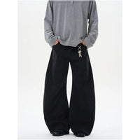 RETRO MINIMALIST CURVED-LEG JEANS