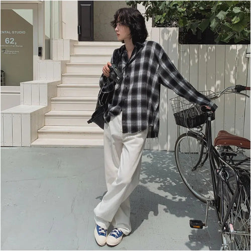 LOOSE STRAIGHT LEG JEANS image 2