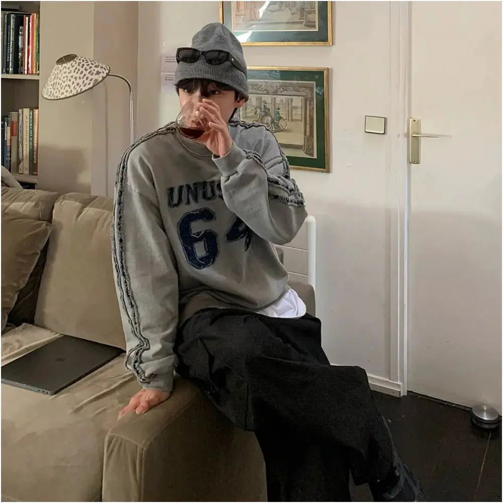 LETTER EMBROIDERED CREWNECK SWEATSHIRT image 4
