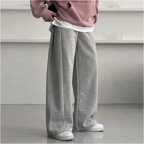 LOOSE FITTING GREY SWEATPANTS URBANCLANS
