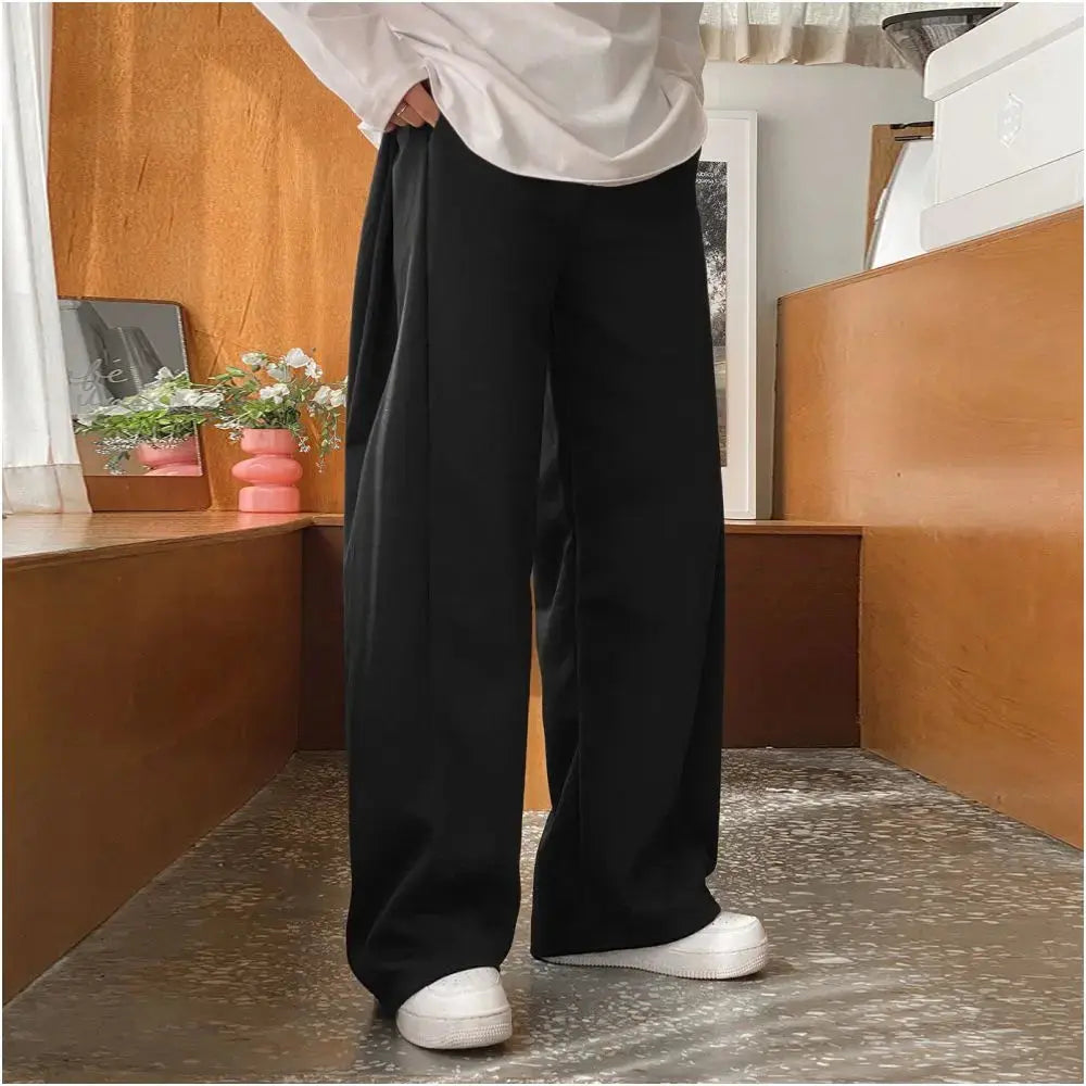 LOOSE FITTING GREY SWEATPANTS URBANCLANS