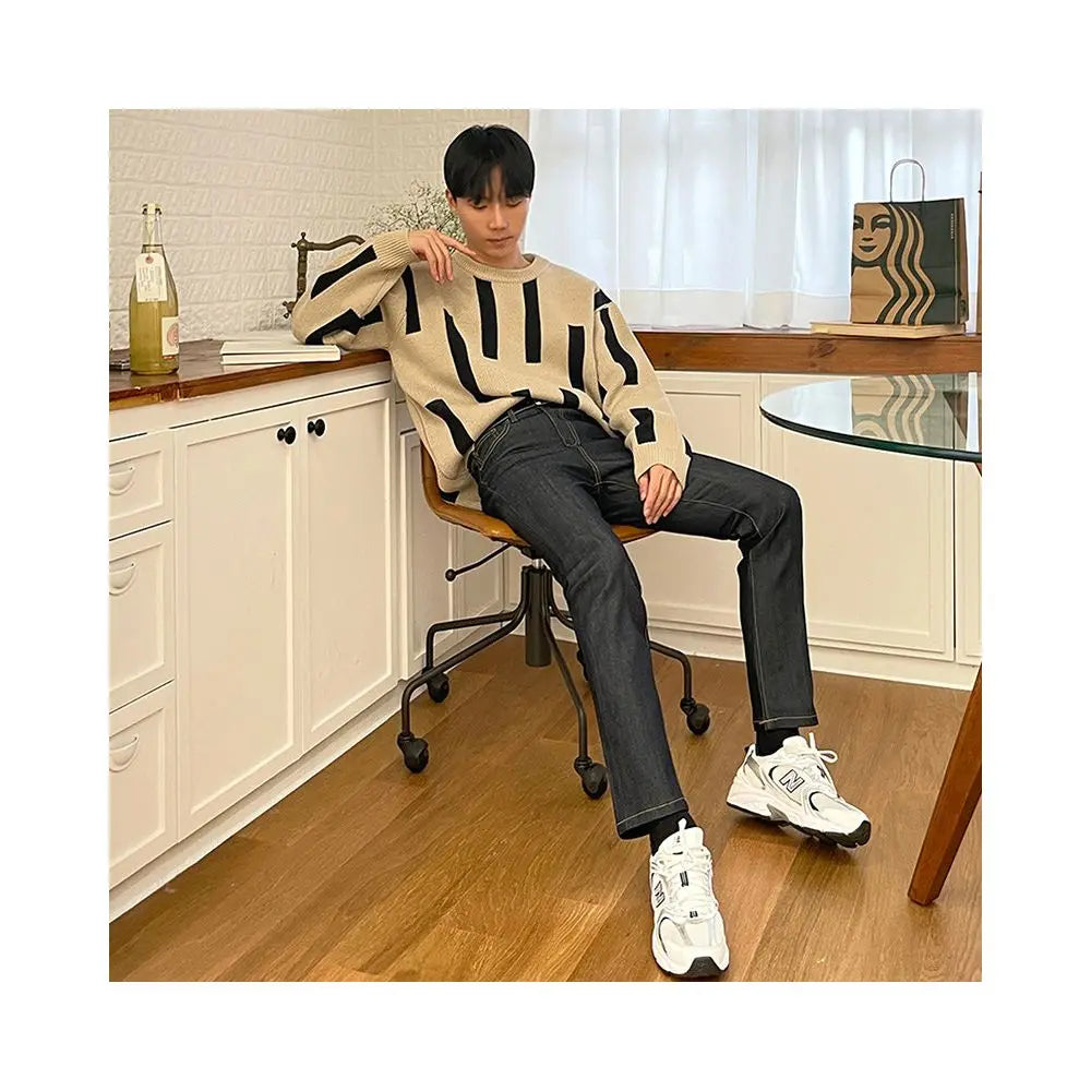 COLOR BLOCK CREW NECK KNIT SWEATER image 5