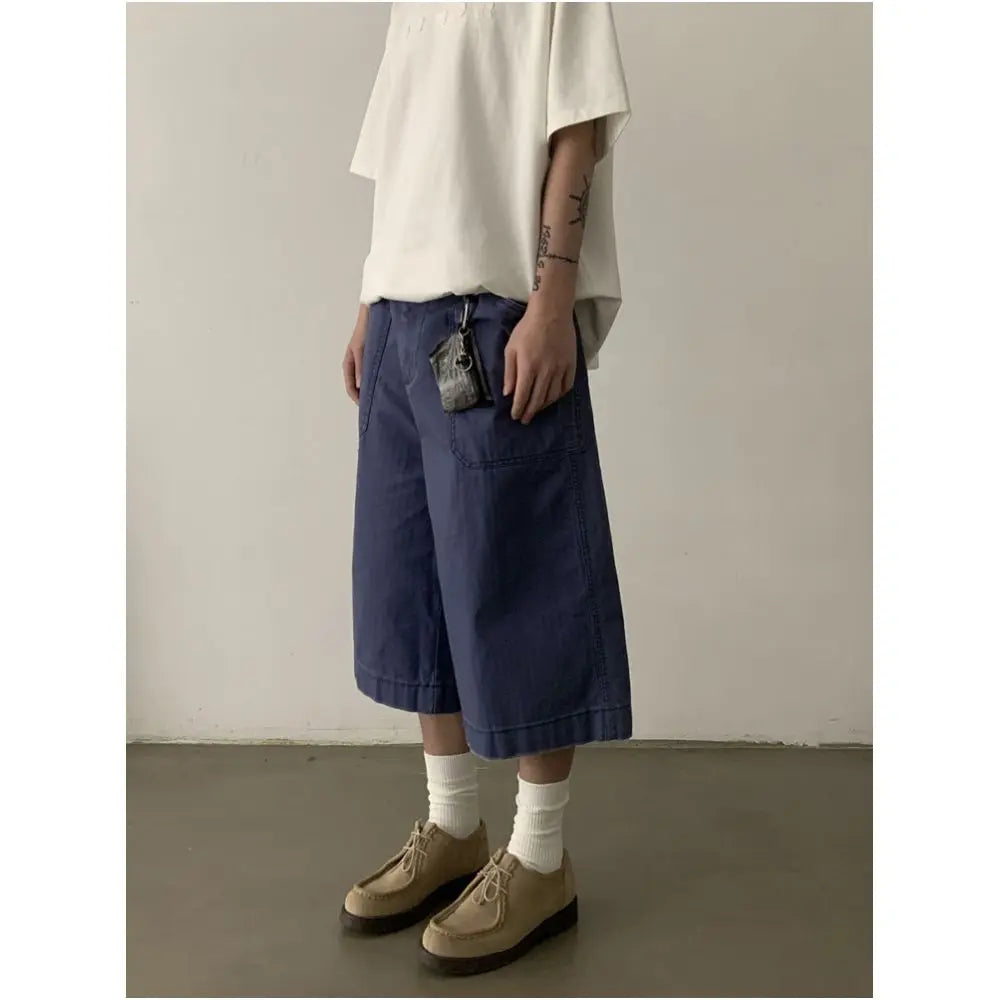 VINTAGE WASHED DISTRESSED BLUE CAPRI PANTS image 2