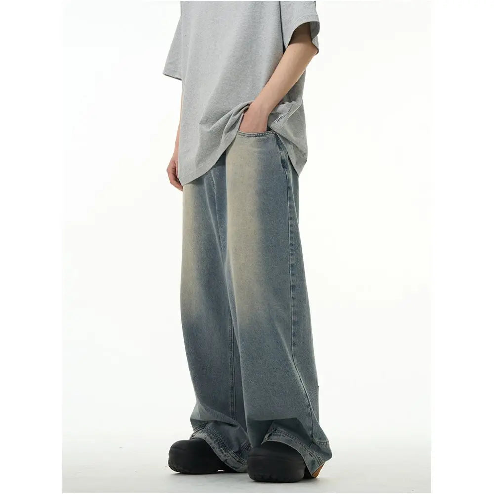 LOOSE FITTING REVERSE JEANS image 3