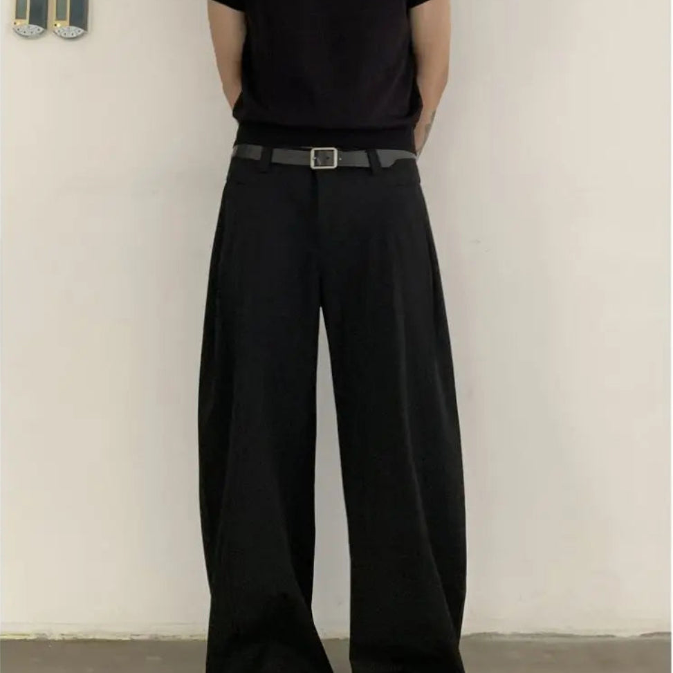 S / black