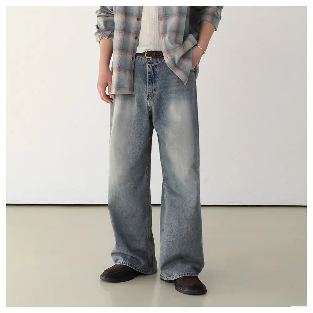DISTRESSED WASH STRAIGHT LEG JEANS Mrcyc