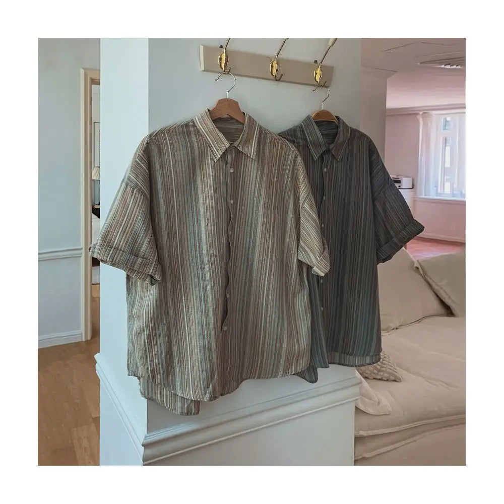 VERTICAL STRIPED SHORT SLEEVE SHIRT image 3