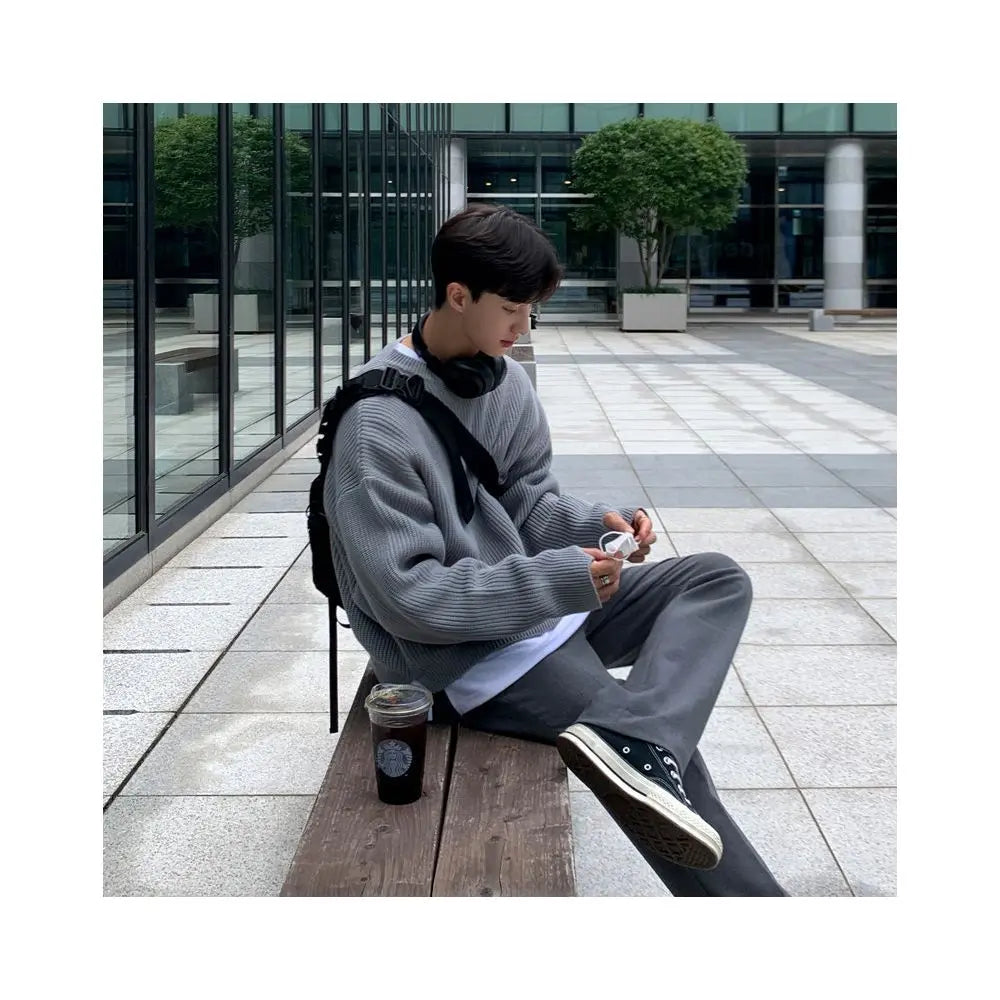 LOOSE FIT CREW NECK KNIT SWEATER URBANCLANS