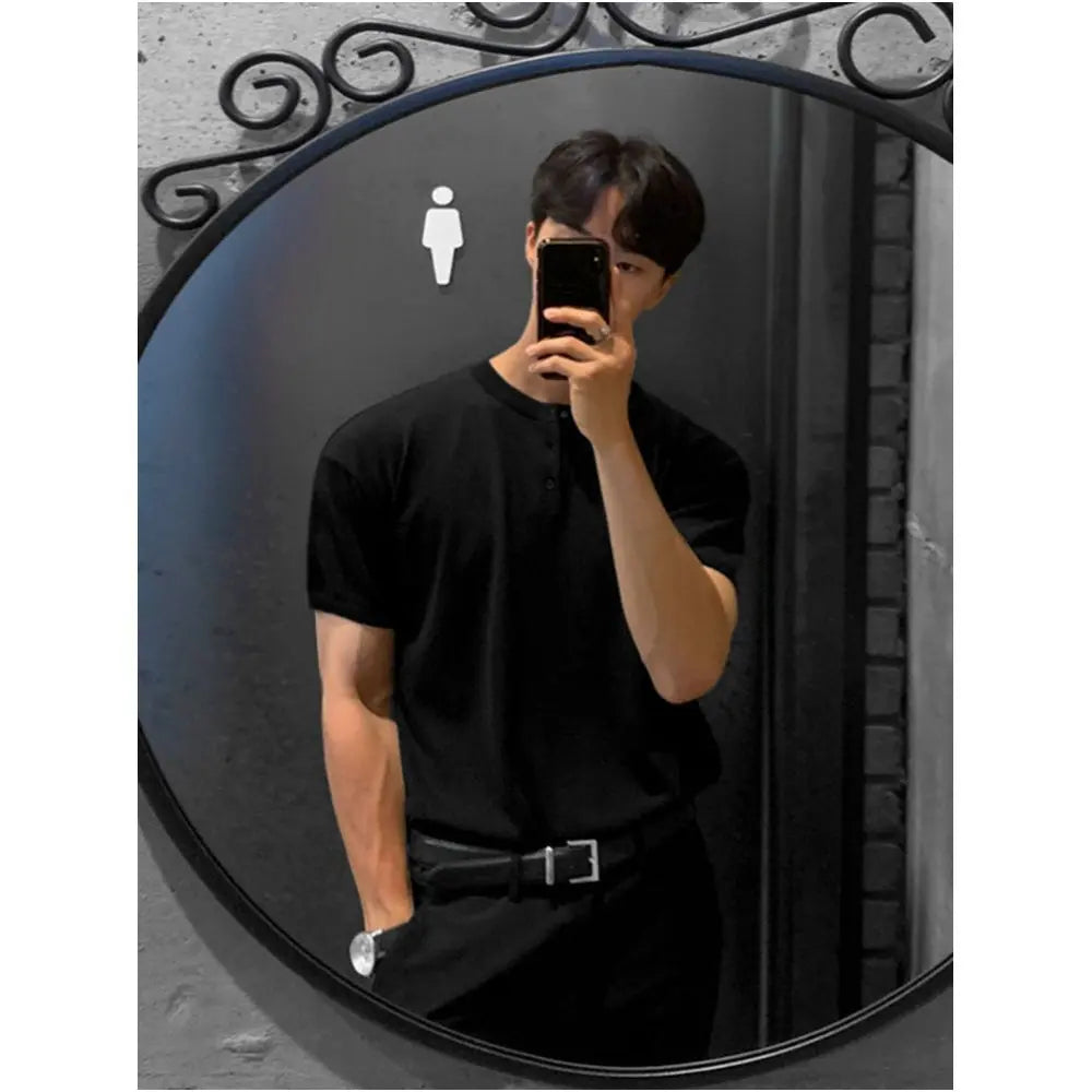 Black / M